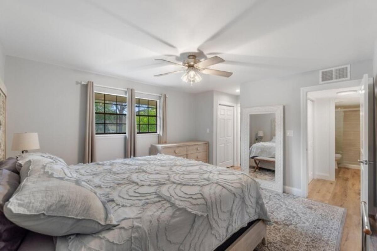 2 bedrooms House in Miramar Beach, USA No. 382480