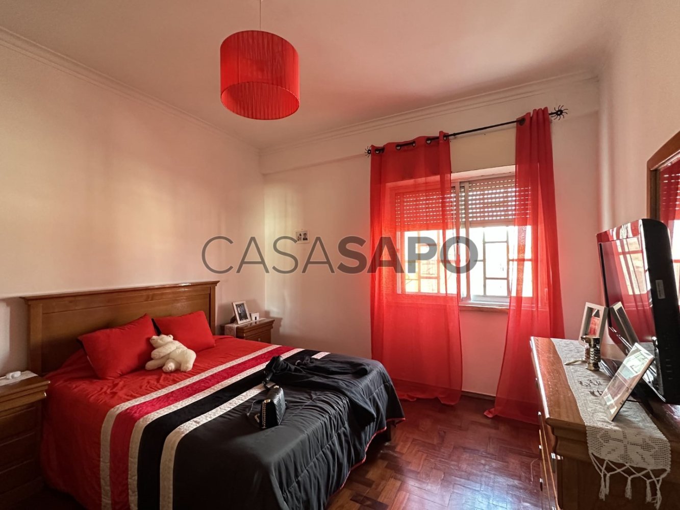 3 bedrooms Apartment in Amadora, Portugal No. 221674