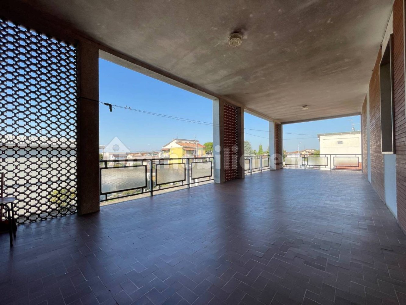 7 bedrooms House in Borgo San Giacomo, Italy No. 351370