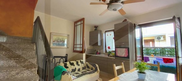 Вилла с 4 комнатами в Битонто, Италия № 21361 9