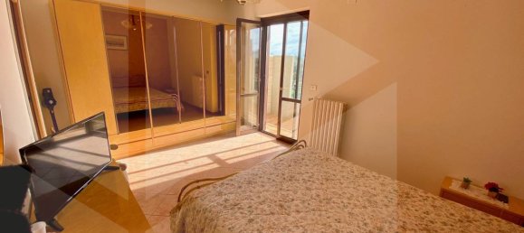 Вилла с 4 комнатами в Битонто, Италия № 21361 17