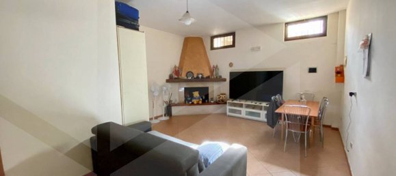 Вилла с 4 комнатами в Битонто, Италия № 21361 30