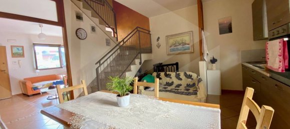 Вилла с 4 комнатами в Битонто, Италия № 21361 8