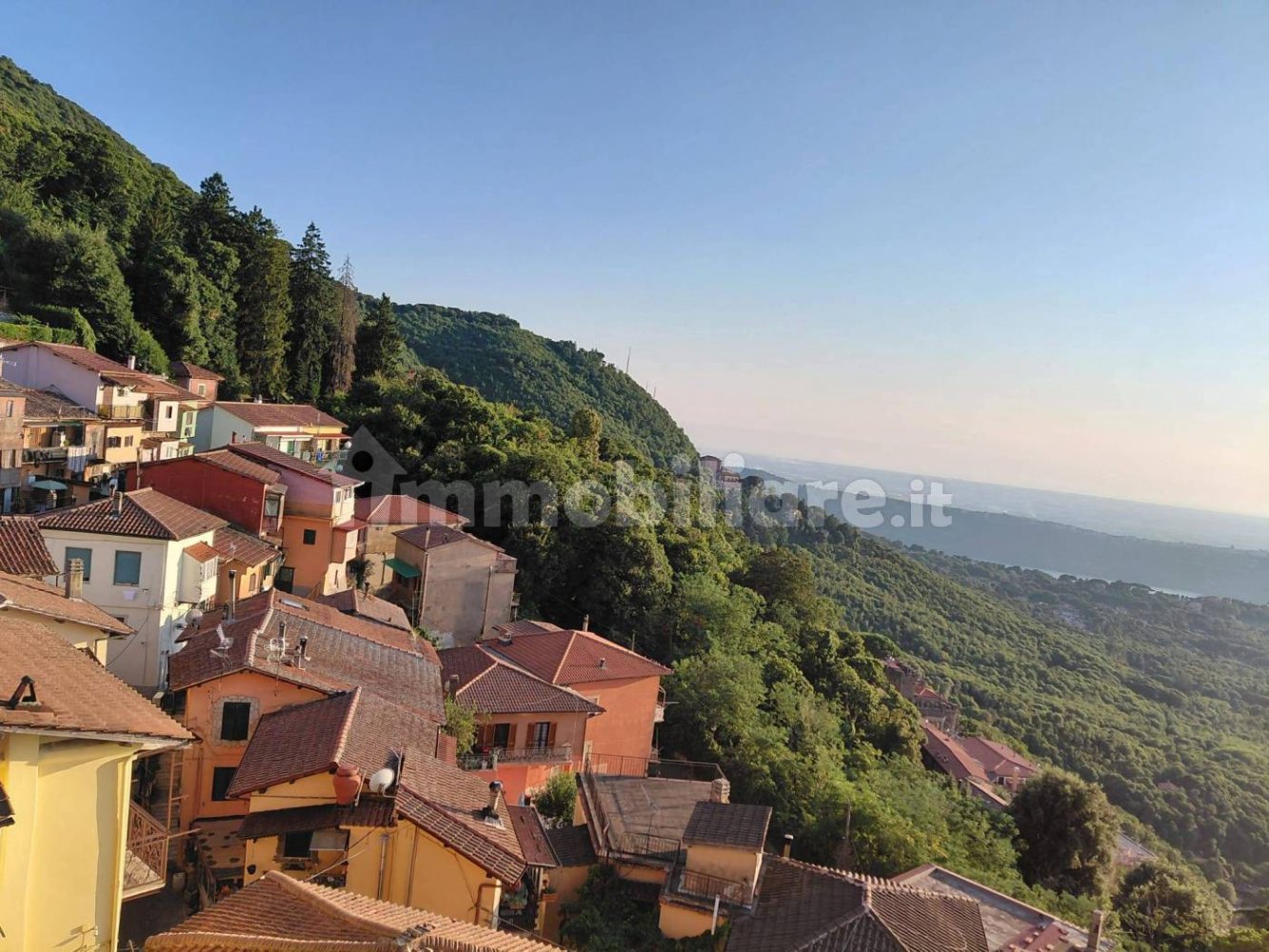 Apartamento de 2 dormitorios en Rocca di Papa, Italy No. 342428