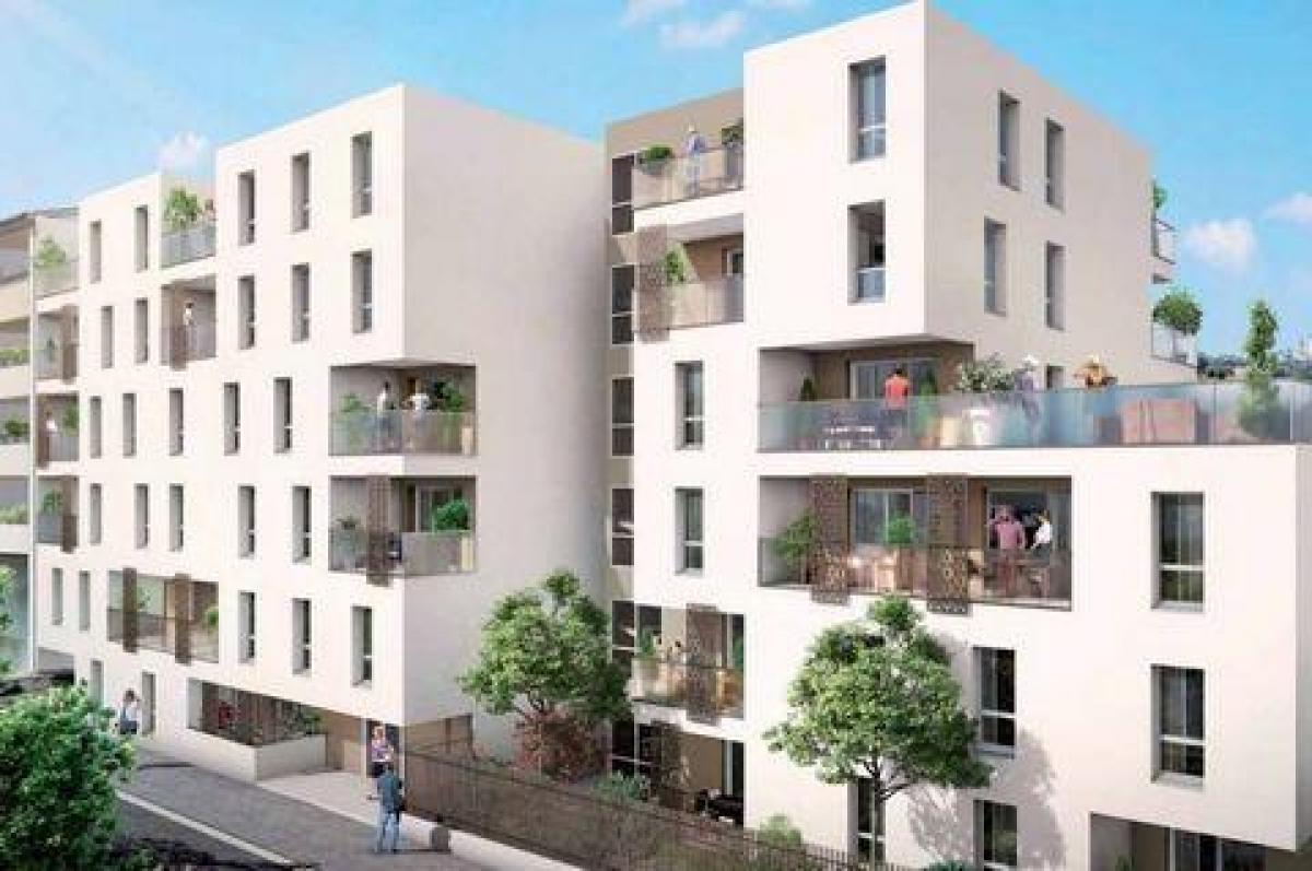 3 bedrooms Condo in Villeurbanne, France No. 32902