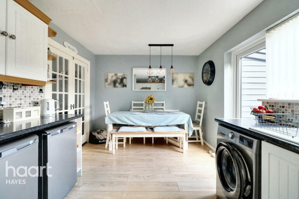 3 chambres Maison à Hayes, United Kingdom No. 5067