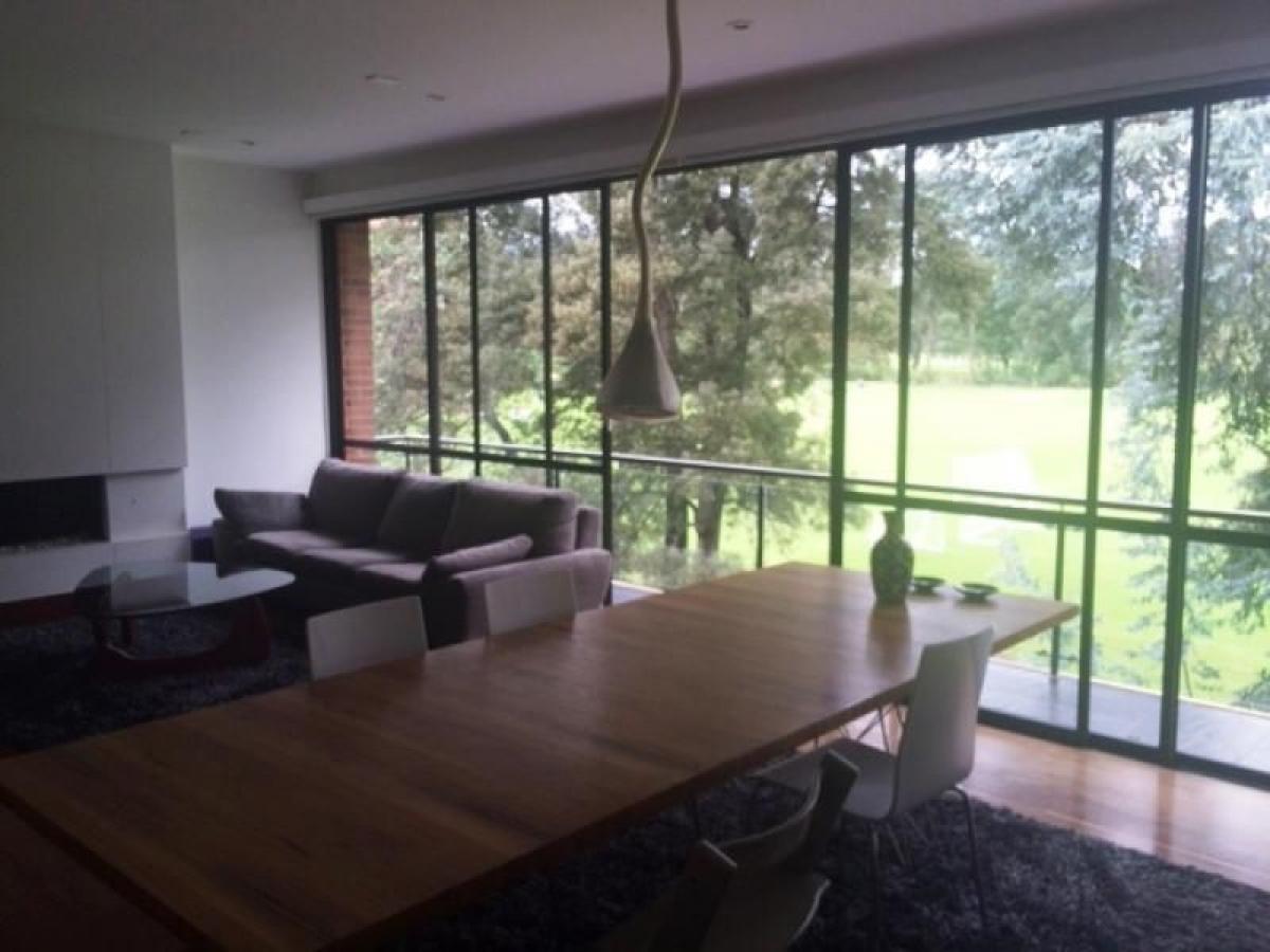 Casa de 3 dormitorios en Bogotá, Colombia No. 12749