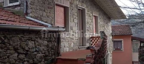 3 rooms Apartment in Sarzana, Italy No. 269280 4