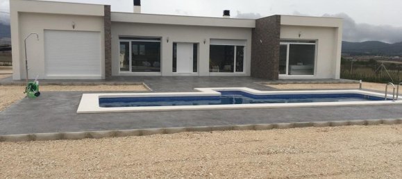 3 bedrooms Villa in Pinoso, Spain No. 11724 3