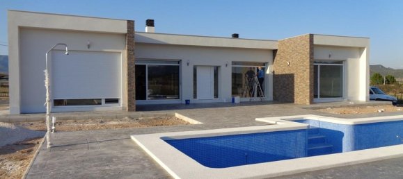 3 bedrooms Villa in Pinoso, Spain No. 11724 2