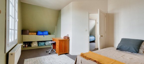 4 bedrooms House in Asnieres-sur-Seine, France No. 164194 12