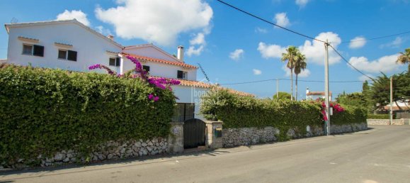 4 غرف نوم فيلا في Es Castell, Spain رقم 4984 4