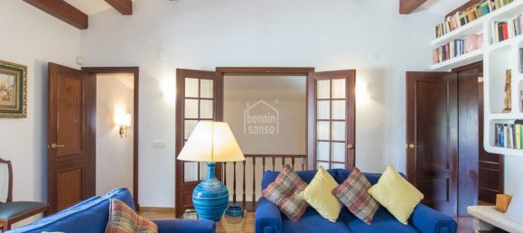 4 غرف نوم فيلا في Es Castell, Spain رقم 4984 11