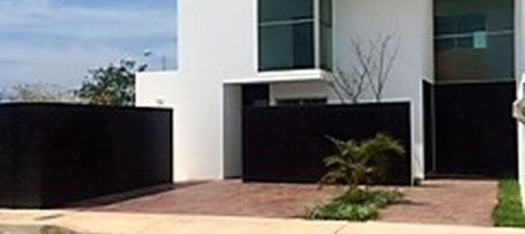 Дом с 3 спальнями в Мерида, Мексика № 189504 2