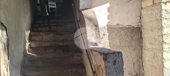 4 bedrooms House in Torre del Greco, Italy No. 85983 14