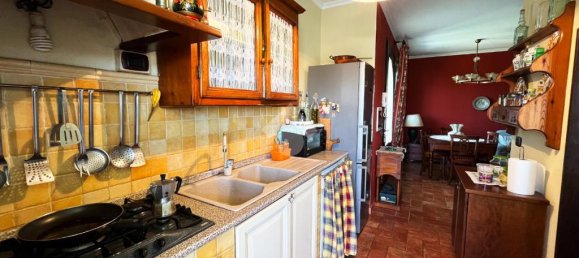 2 bedrooms Apartment in Pescia, Italy No. 264024 12