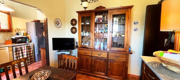 2 bedrooms Apartment in Pescia, Italy No. 264024 17