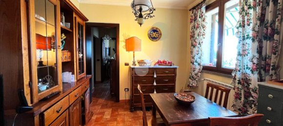 2 bedrooms Apartment in Pescia, Italy No. 264024 15