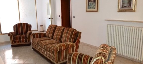 8 rooms House in Codigoro, Italy No. 15163 28