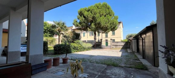 2 Schlafzimmer Wohnung in Carate Brianza, Italy, Nr. 315682 3