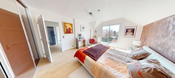 3 bedrooms House in Pontault-Combault, France No. 122958 2