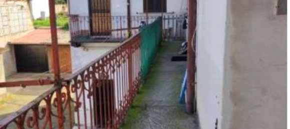 Квартира с 2 комнатами в Бусто Арсицио, Италия № 184597 5