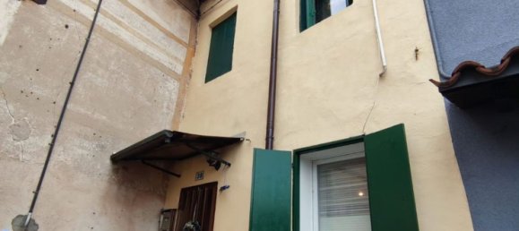 3 rooms House in Lugo di Vicenza, Italy No. 56668 8