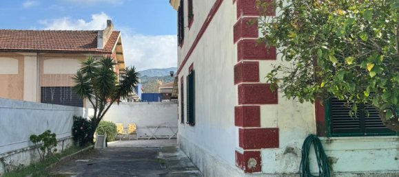 6 bedrooms House in Terracina, Italy No. 331850 35