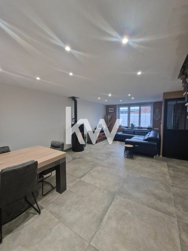 4 Schlafzimmer Haus in Hazebrouck, France, Nr. 44154