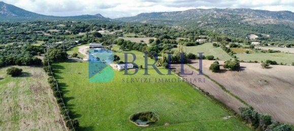 Imóvel comercial em Calangianus, Italy 700 m² N.º 326956 18