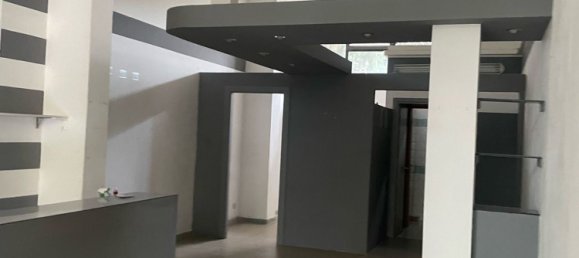 70m² Office in Massa, Italy No. 254998 17