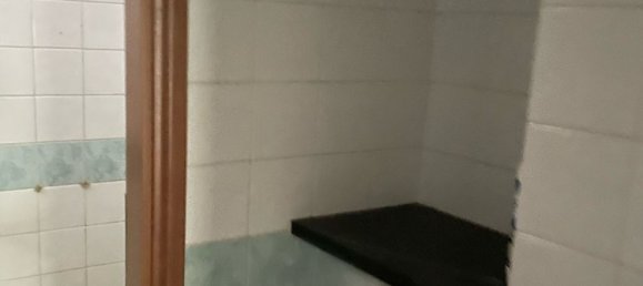 70m² Office in Massa, Italy No. 254998 25