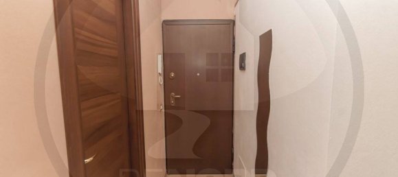 1 bedroom Apartment in Pavia, Italy No. 321464 2
