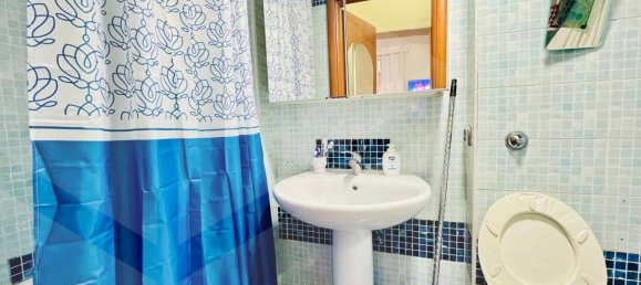 4 rooms Apartment in Naples, Italy No. 32623 20