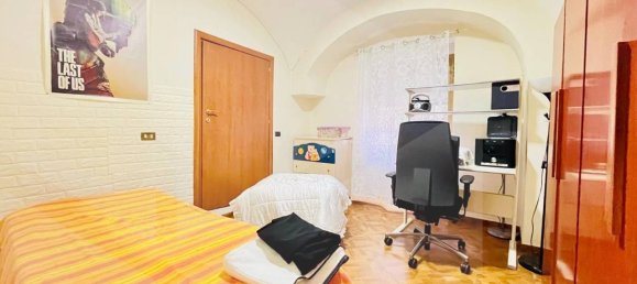 4 rooms Apartment in Naples, Italy No. 32623 15