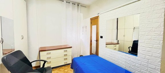 4 rooms Apartment in Naples, Italy No. 32623 13