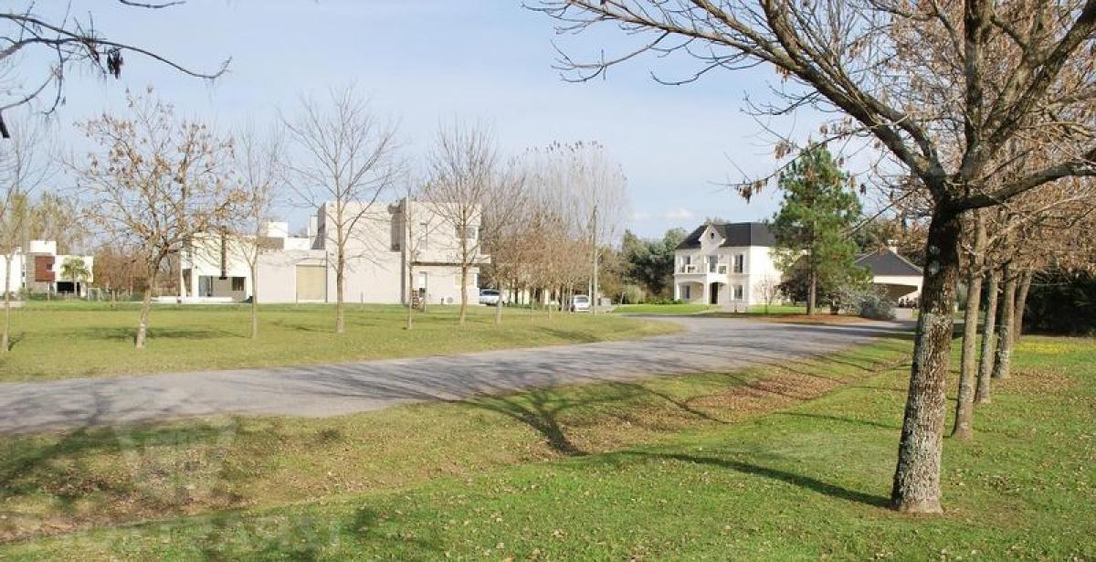  Land in Pilar, Argentina No. 118060