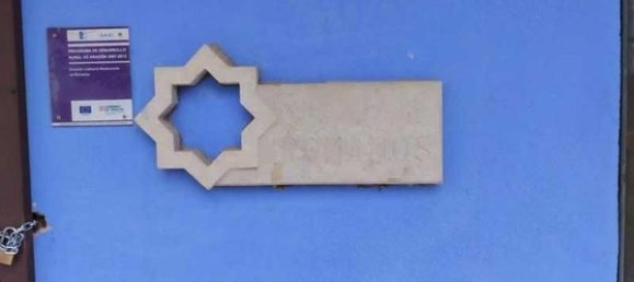 Gewerbliche Immobilie in Zaragoza, Spain 585m², Nr. 62473 23