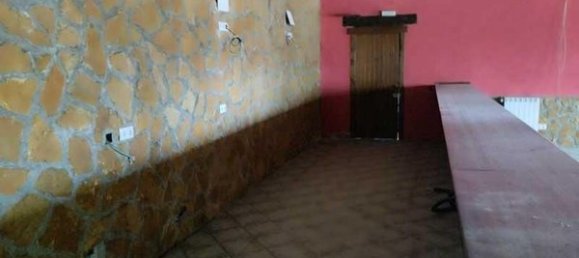 Gewerbliche Immobilie in Zaragoza, Spain 585m², Nr. 62473 18