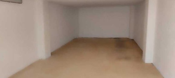 Gewerbliche Immobilie in Zaragoza, Spain 585m², Nr. 62473 4