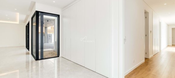 5 غرف نوم منزل في Corroios, Portugal رقم 103516 12