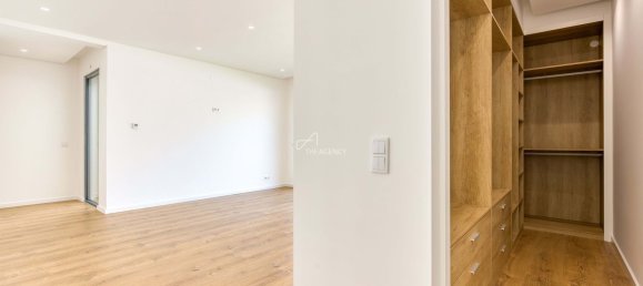 5 غرف نوم منزل في Corroios, Portugal رقم 103516 25