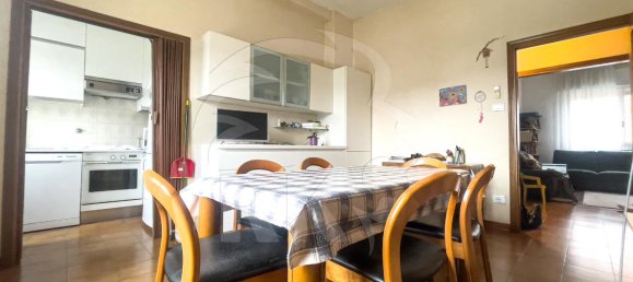 4 rooms Apartment in Bologna, Italy No. 2313 7
