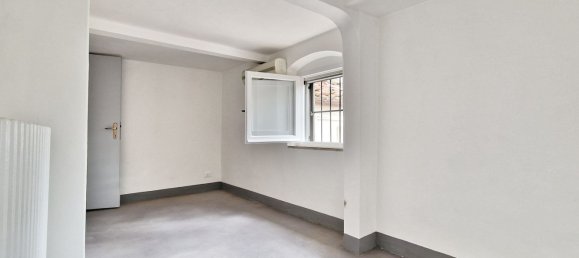 3 rooms Apartment in Florence, Italy No. 205526 3