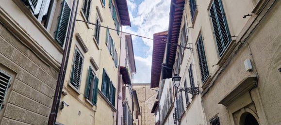 3 rooms Apartment in Florence, Italy No. 205526 48