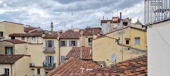 3 rooms Apartment in Florence, Italy No. 205526 6