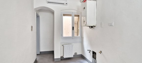3 rooms Apartment in Florence, Italy No. 205526 42