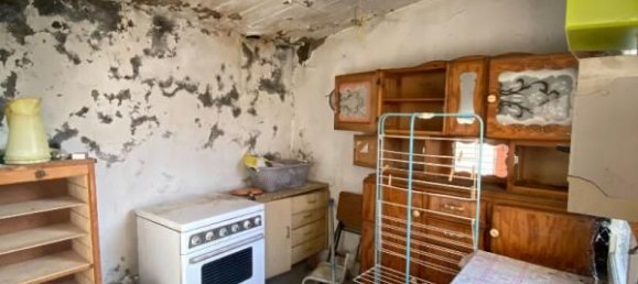 3 bedrooms House in Ennezat, France No. 204861 4