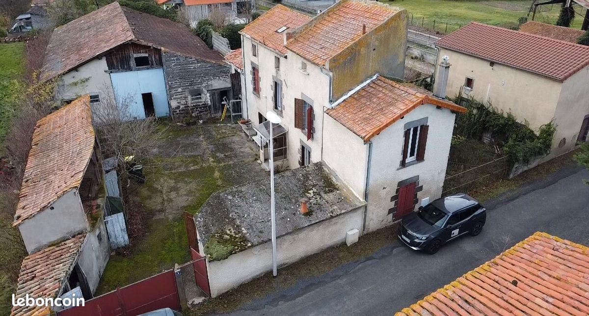 3 bedrooms House in Ennezat, France No. 204861