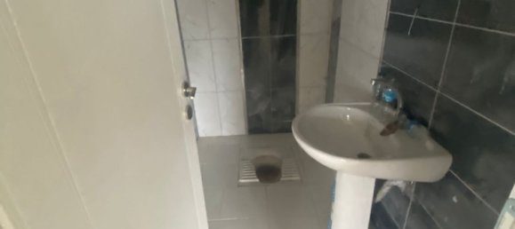 4 rooms Apartment in Trabzon, Turkey No. 30647 12